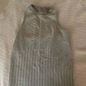 Athletes grey stitched athletic top XS